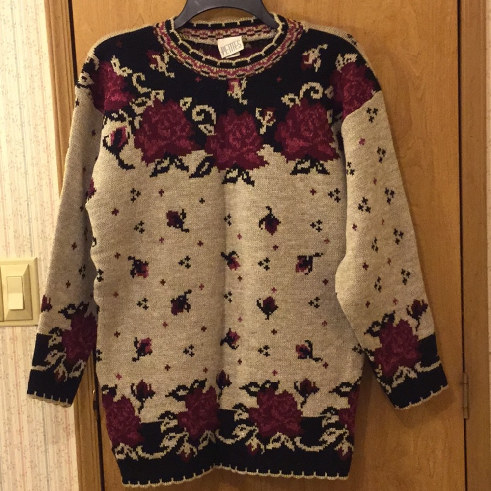 Pretty floral sweater